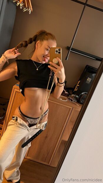 Nici Dee