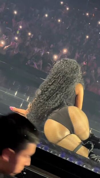 Full leaked Nicki minaj private photo