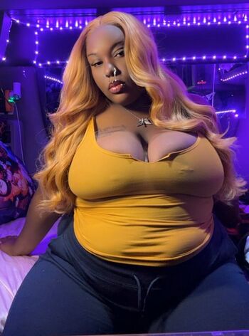 Full leaked Nicki private photo