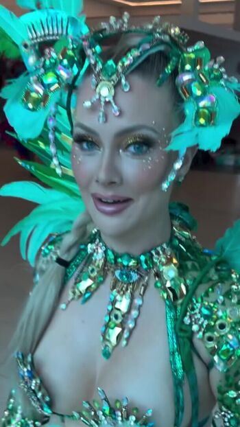 Full leaked Nicole arbour page private photo