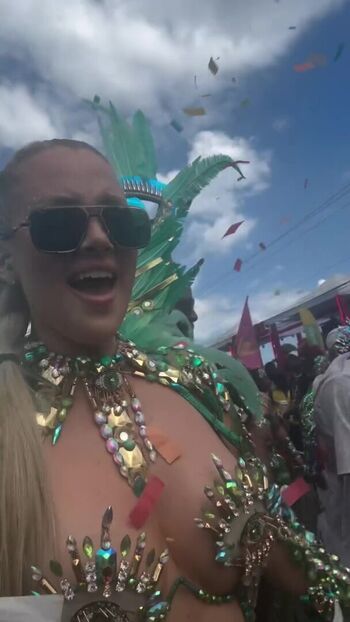 Full leaked Nicole arbour private photo