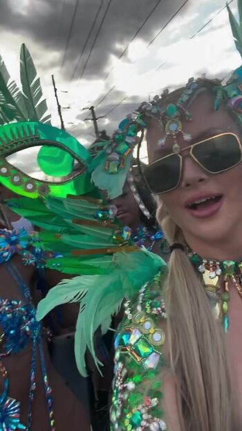 Full leaked Nicole arbour private photo