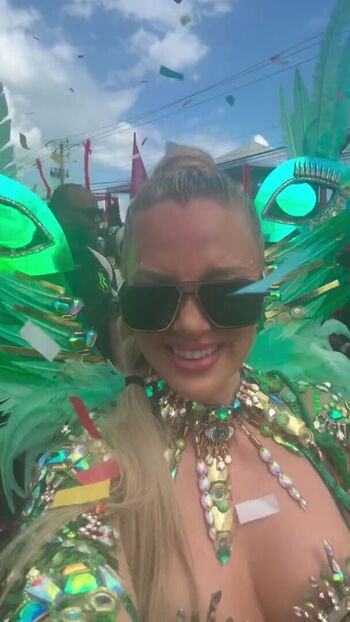 Full leaked Nicole arbour private photo