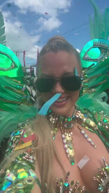 Full leaked Nicole arbour private photo