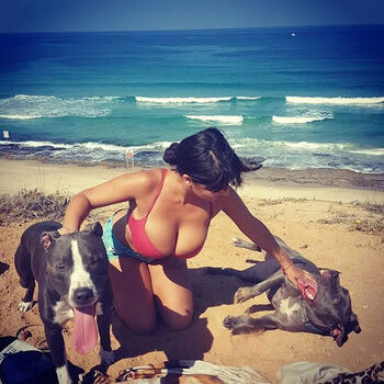 Nicole K