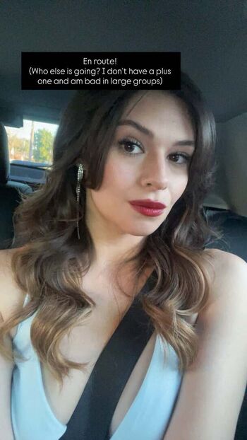 Full leaked Nicole maines private photo