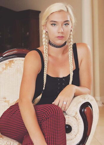 Nicole Skyes