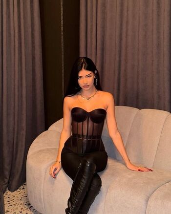 Full leaked Nicole private photo