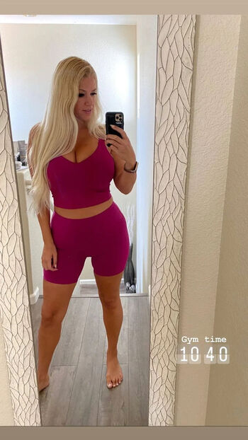 Nicolle A
