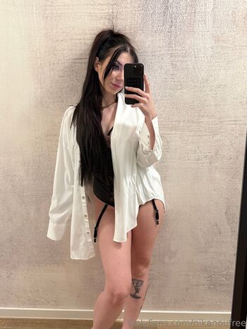 Full leaked Nika ilcic private photo