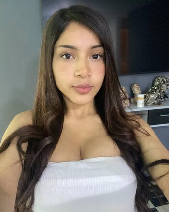 Full leaked Nikigomez private photo
