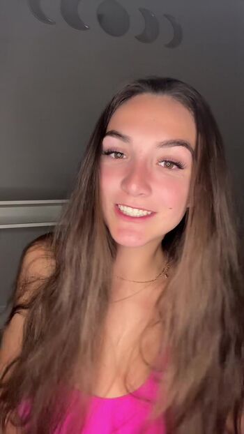 Full leaked Nikkiiryderr private photo
