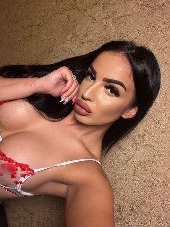 Full leaked Nikolsi private photo