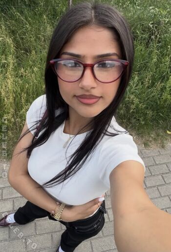 Full leaked Niloo wlz private photo
