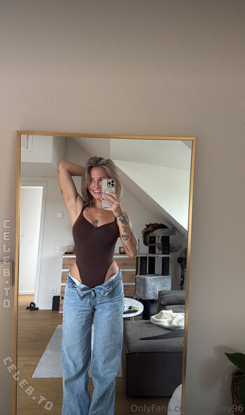 Full leaked Nina joy private photo