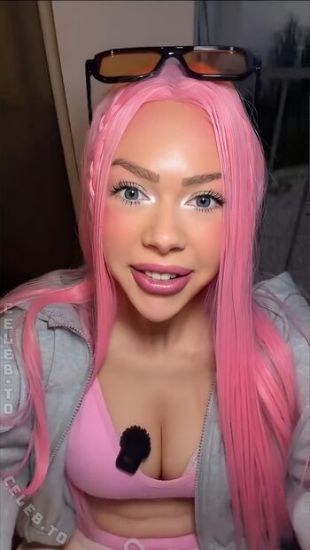 Full leaked Ninabridney private photo