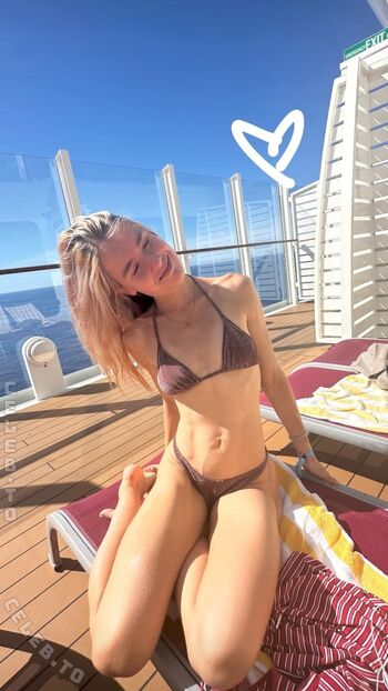 Full leaked Ninailenna private photo