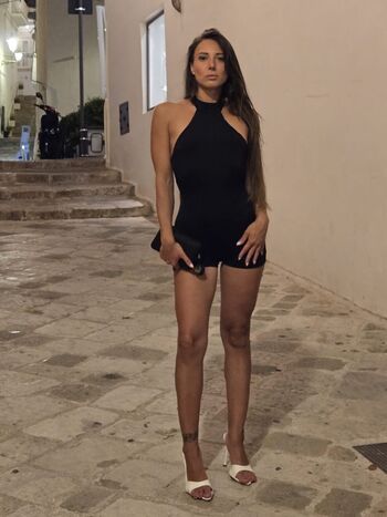 Full leaked Ninamissfit model private photo