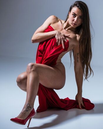 Full leaked Ninamissfit model private photo