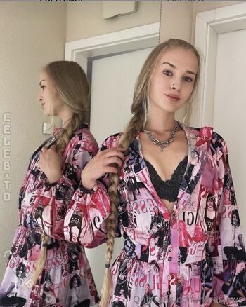 Full leaked Ninaslaws private photo