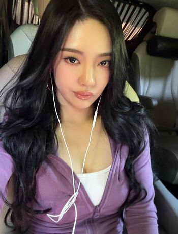 Full leaked Ningning aespa page private photo