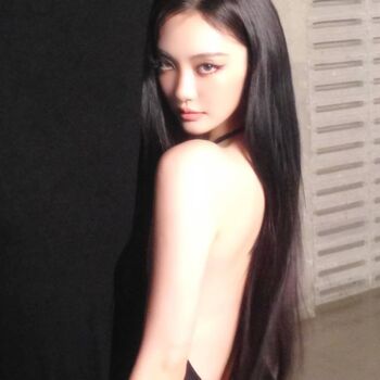 Full leaked Ningning aespa private photo