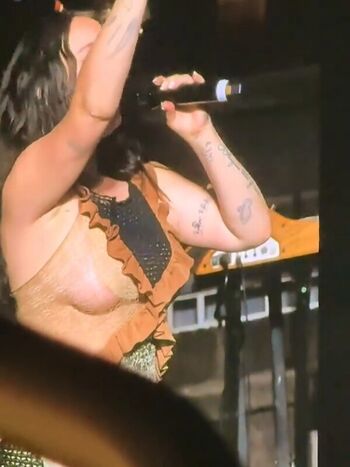 Full leaked Noah cyrus page private photo