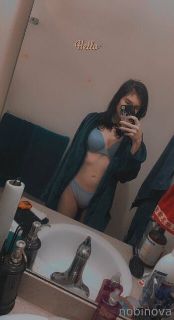 Full leaked Nobinova private photo