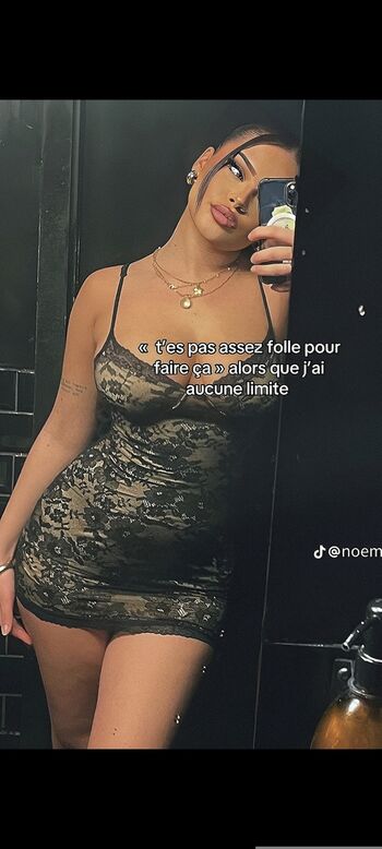 Full leaked Noemiesbtt private photo