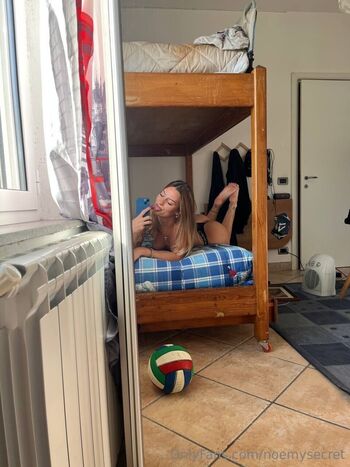 Full leaked Noemy private photo