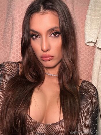 Full leaked Noemy page private photo