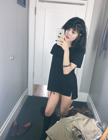 Full leaked Noodlenom private photo