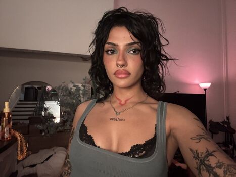Full leaked Noorda bashh private photo