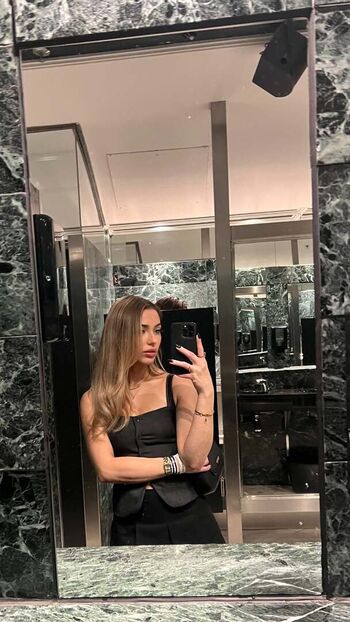 Full leaked Nora hedman private photo