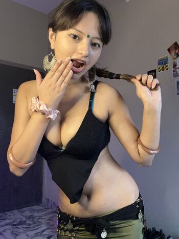 Full leaked Norris priyanka private photo