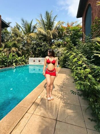 Full leaked Not so shy private photo