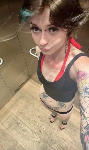 Full leaked Noteasybeinwheezy private photo
