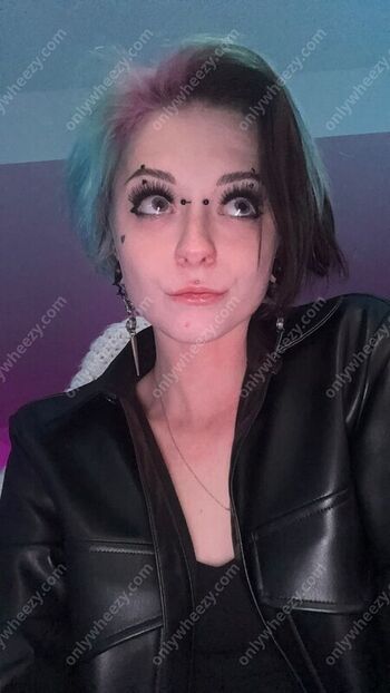 Full leaked Noteasybeinwheezy page private photo