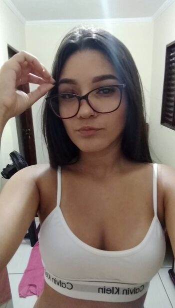 Full leaked Novinhas com peitos pequenos page private photo