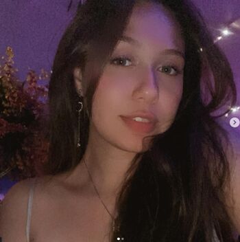 Full leaked Novinhas com peitos pequenos private photo