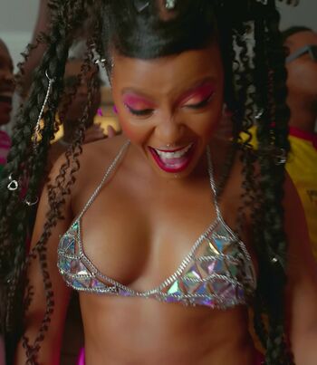 Full leaked Nthabi garing private photo