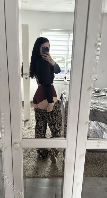 Full leaked Nudenana private photo