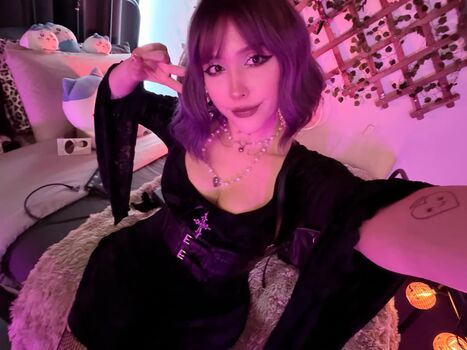 Full leaked Nuviaouo private photo
