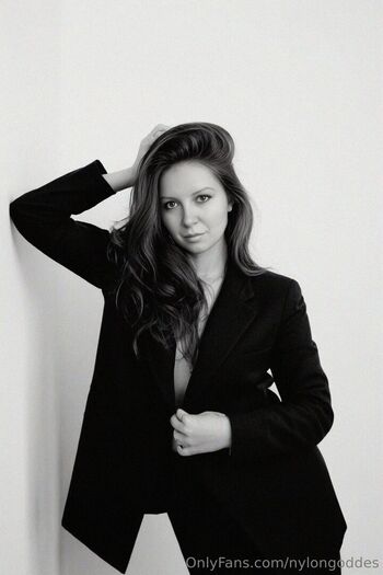 Full leaked Nylongoddes private photo