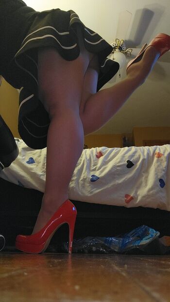 Full leaked Nylonsandsocks  page private photo