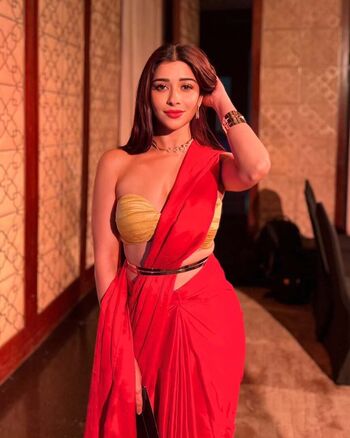 Full leaked Nyra banerjee private photo