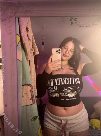 Full leaked Nyrae private photo