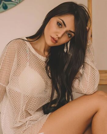 Full leaked Nyvi estephan private photo