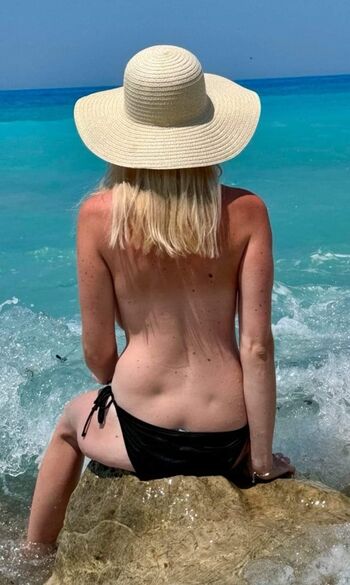 Full leaked Obala slovenia private photo