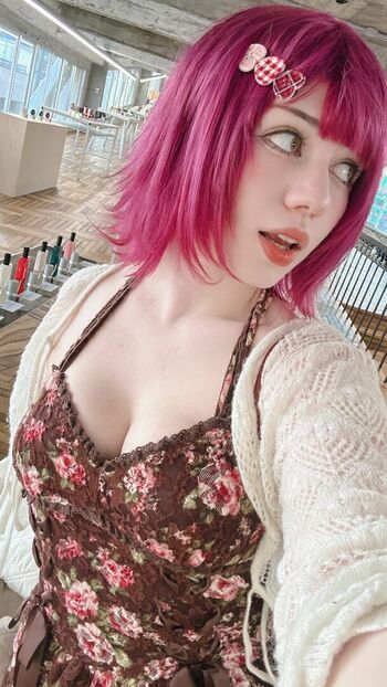 Full leaked Ochya private photo